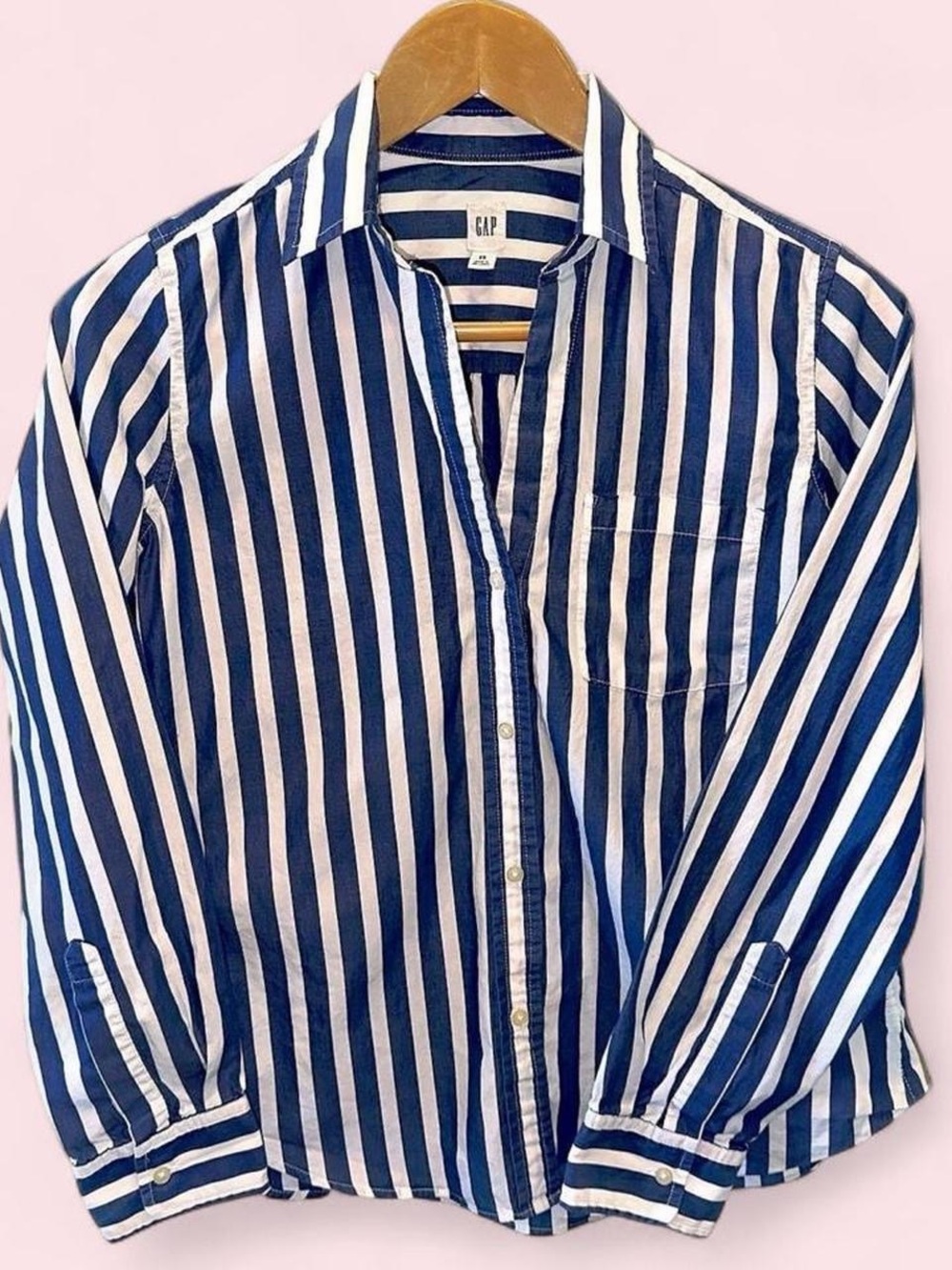 GAP Navy and White Vertical Stripe Shirt Size XS